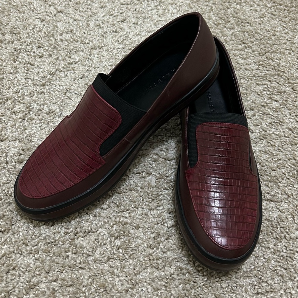 H by Halston Ryleigh croc embossed slip-ons